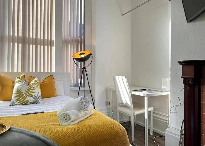 Tranquil Haven Studio Escape In Vibrant Birmingham